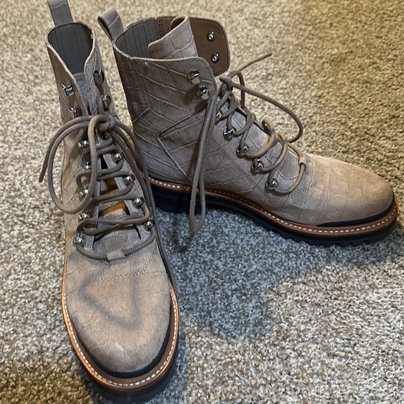 SOLD-Marc fisher Lizzie croc print combat boots - Picture 2 of 6